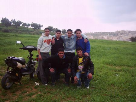 mounir+aussama+moi+mohamed+manedra+da3noun=les amis